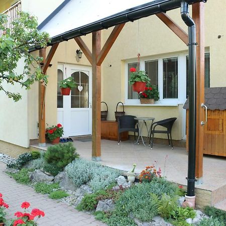 Appartement Privat Cerenica à Belusa Extérieur photo