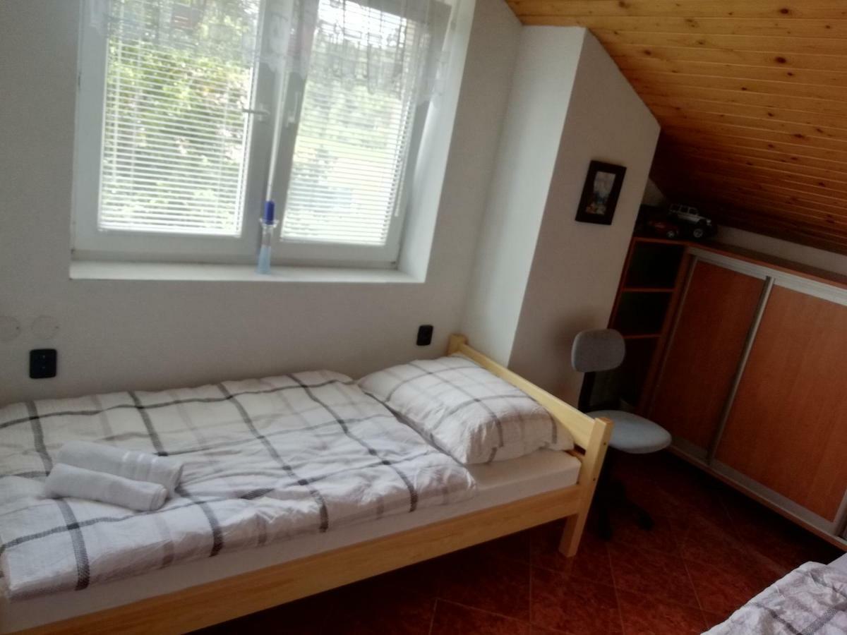 Appartement Privat Cerenica à Belusa Extérieur photo